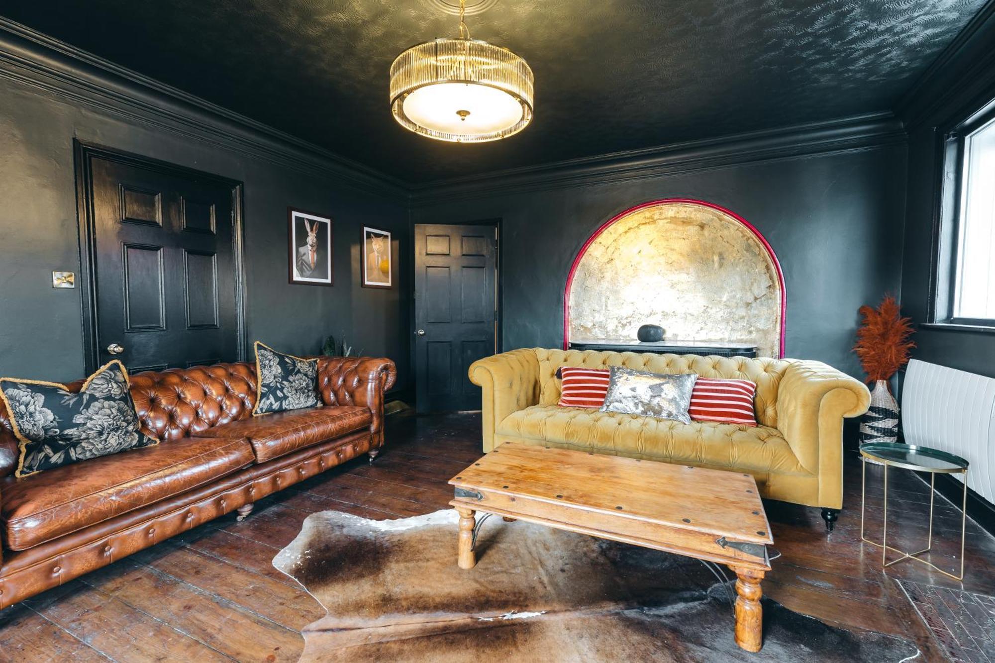 House With A Cinema And Games Room, Sleeps 17 ชรูว์สเบอรี ภายนอก รูปภาพ